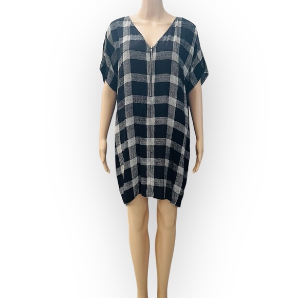 Madewell Zip Front V-Neck Oversized Black White Plaid Shift Dress   Size Medium - Picture 2 of 12